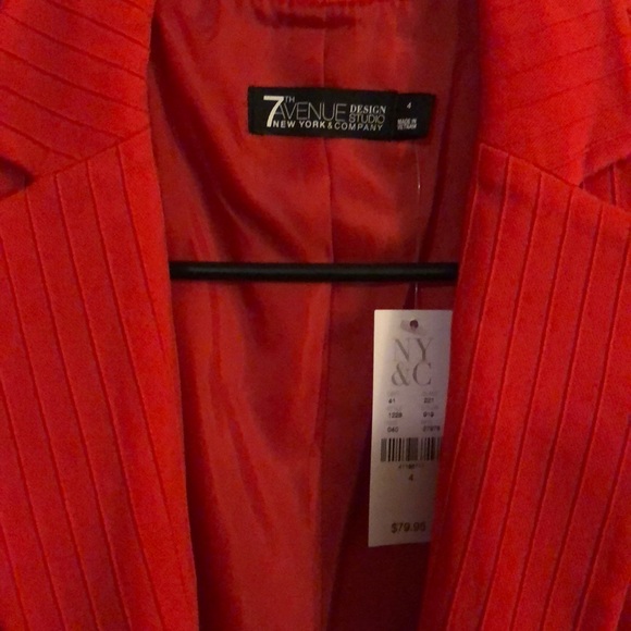 Blazer - Picture 2 of 2